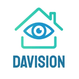 Especialista óptico de DaVision realizando examen visual